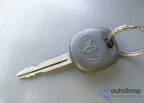 2006 Toyota Corolla Ce из США, поврежденный, VIN 1NXBR32E96Z681054